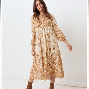 Spell and the Gypsy Collective 
Hendrix Boho Dress Cream size small